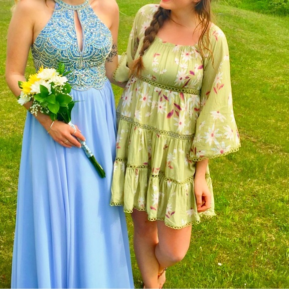 Light Green Floral Quarter Length Dress, Size Small - Picture 3 of 4